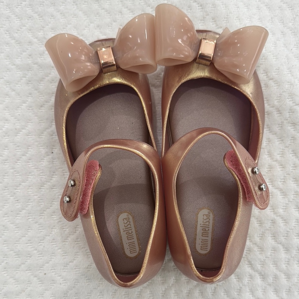 Mini Melissa Kids Rose Gold Bow Shoes - Picture 5 of 5